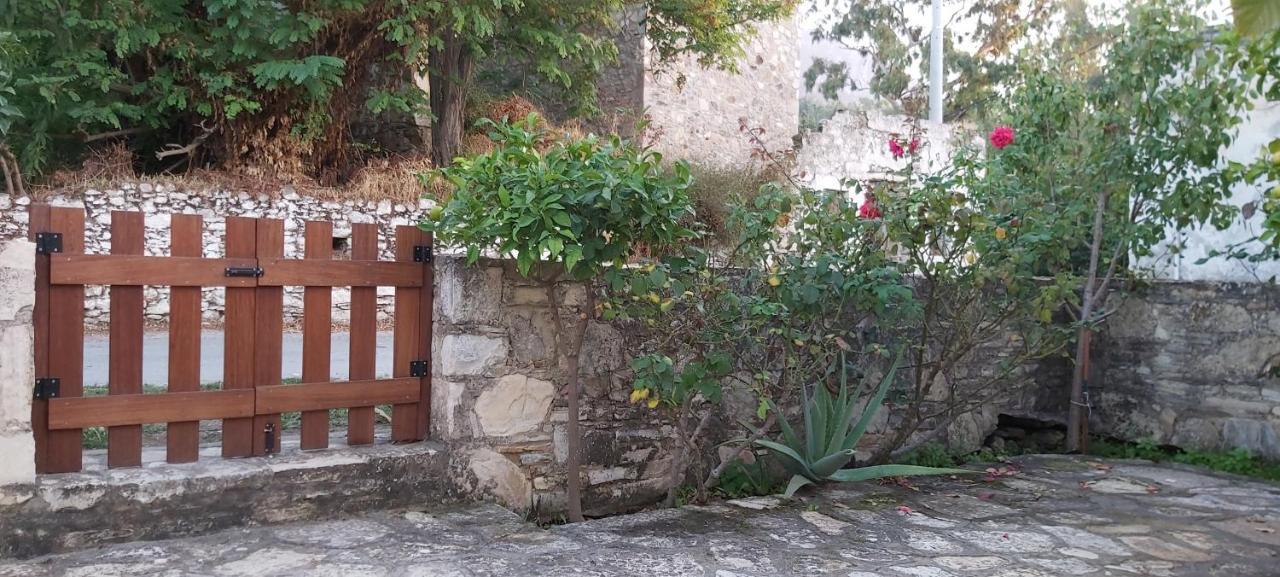 Small Traditional House In Asfendiou Kos Agios Dimitrios  Екстер'єр фото